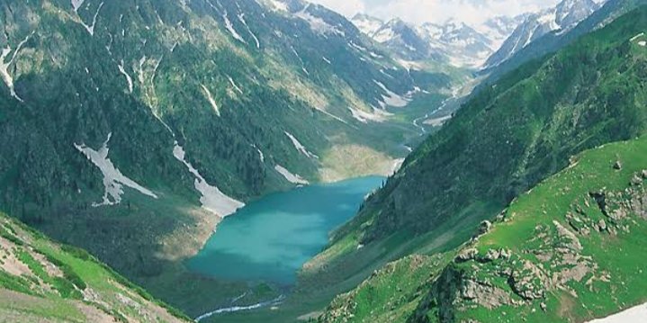 Advpakistan1's tweet photo. Kundol Lake
Kundol Lake also known as Kundol Dand, is a lake in Swat Valley, Khyber Pakhtunkhwa, Pakistan, which is located in the north of Utror valley at a distance of 20.8 kilometres (12.9 mi) away from Kalam.
#kandol #lake #SWAT #SwatValley #KPK #Pakistan #BeautifulPakistan https://t.co/8ItwNkKDX1