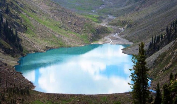 Advpakistan1's tweet photo. Kundol Lake
Kundol Lake also known as Kundol Dand, is a lake in Swat Valley, Khyber Pakhtunkhwa, Pakistan, which is located in the north of Utror valley at a distance of 20.8 kilometres (12.9 mi) away from Kalam.
#kandol #lake #SWAT #SwatValley #KPK #Pakistan #BeautifulPakistan https://t.co/8ItwNkKDX1