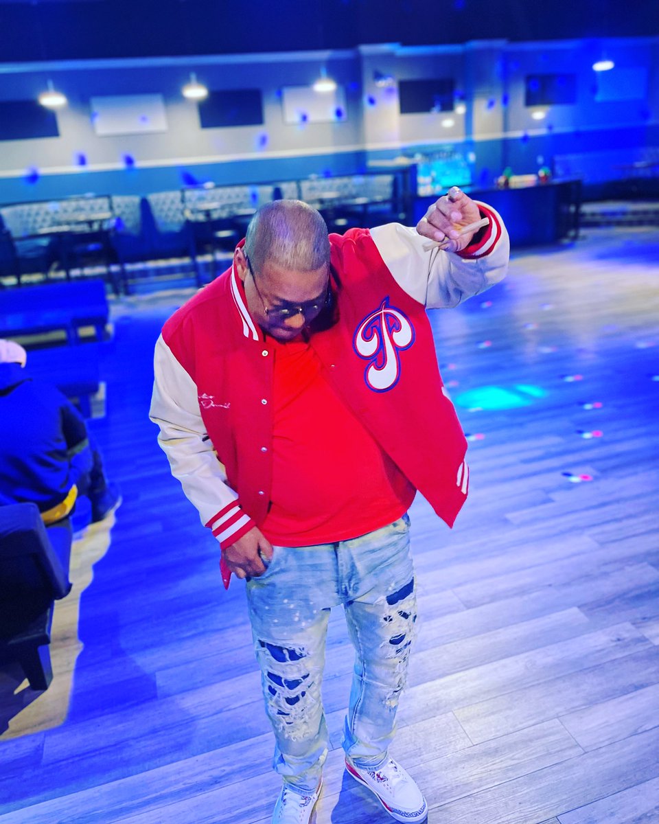 YSDaMayor's tweet photo. Living life 🐍🆑💚 https://t.co/RHYBDroYgm