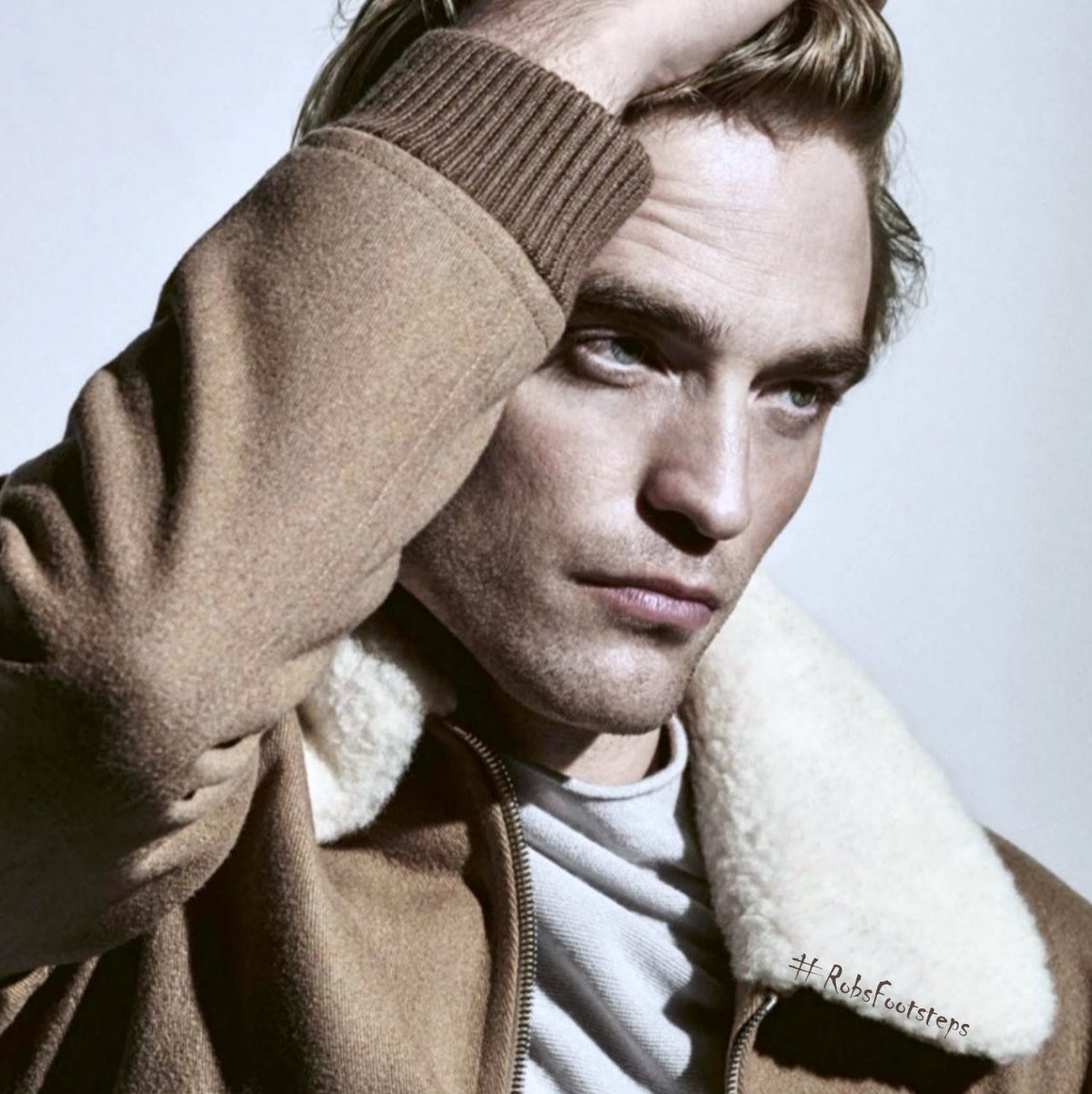 RobsFootsteps's tweet photo. Robert Pattinson: "I think as you grow you start to have a greater understanding of who you are and when you are comfortable with that, what others think of you doesn't really matter." #RobertPattinson #quotes https://t.co/XIwNvkJ51b