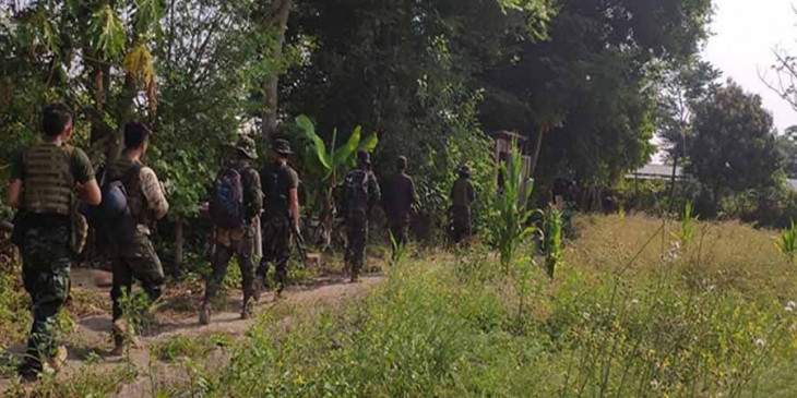 DVB_English's tweet photo. KAYAH —The KNDF said that it lost another stronghold — Daw Ngan Kha, Demoso township — to Burma Army troops on Mar. 13. The territory was seized after four days of continuous fighting in which the military used heavy artillery and airstrikes against resistance groups. /1 https://t.co/FzD6EZNBzT