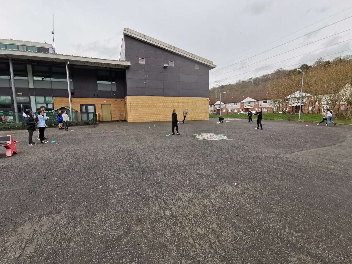 Leah Kennedy tweet media