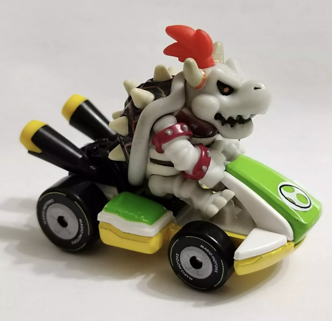 Hot Wheels Mario Kart 2022