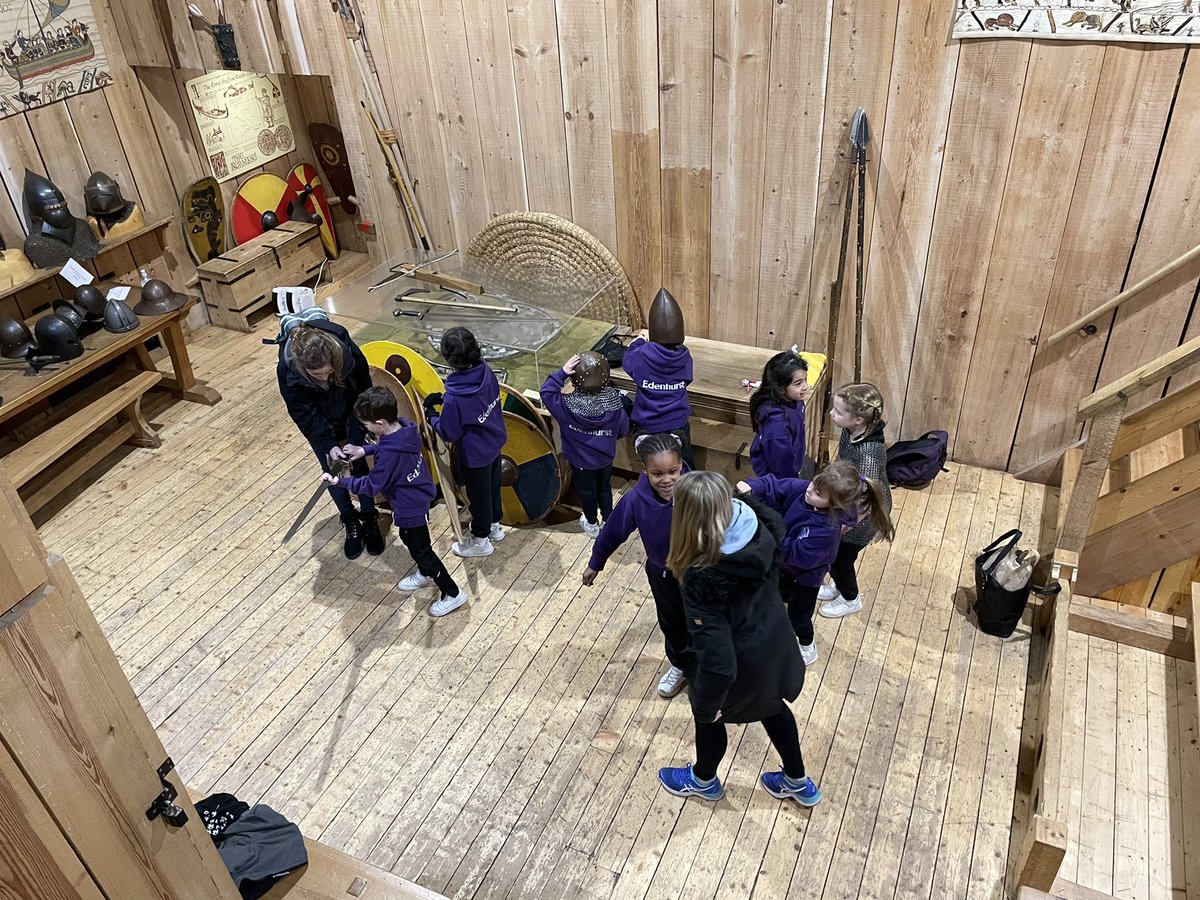 EPSForm1's tweet photo. @EPSForm2 and @EPSForm1 learning  about life during medieval times at Stafford Castle. @EdenhurstSchool https://t.co/jU5yuCNXWb