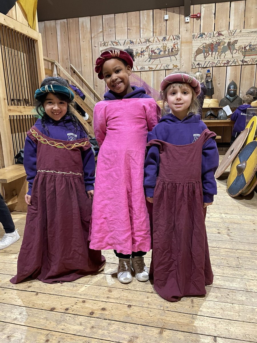 EPSForm1's tweet photo. @EPSForm2 and @EPSForm1 are visiting Stafford Castle today. @EdenhurstSchool https://t.co/rlU6C5PCQm