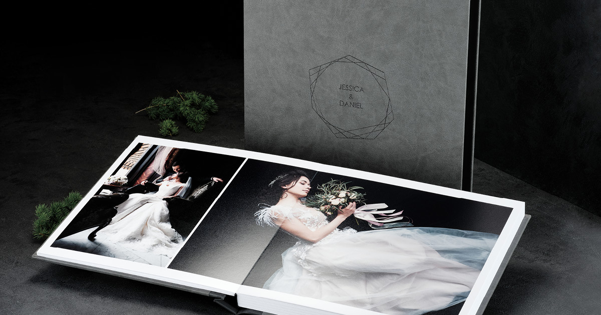 Discover the new Ikon range of Italian digital books from White Imaging Ltd with a large range of combinations of formats, styles and colour and of course personalisation! bit.ly/35wpwcb
#italianweddingalbums #weddingday #weddingalbums #weddingphotography #weddings