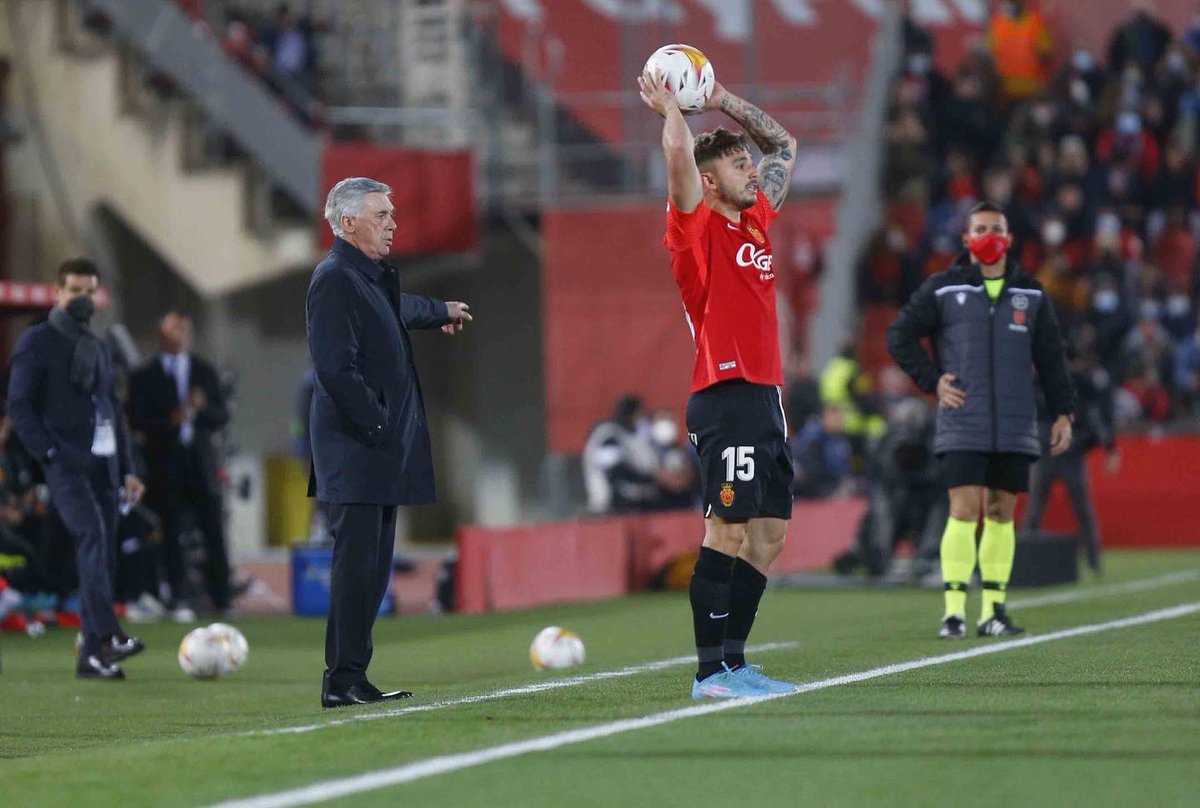MrAncelotti's tweet photo. Tres puntos más. Seguimos compitiendo! Ahora a preparar el Clásico. #HalaMadrid https://t.co/WC5yBGfHd7