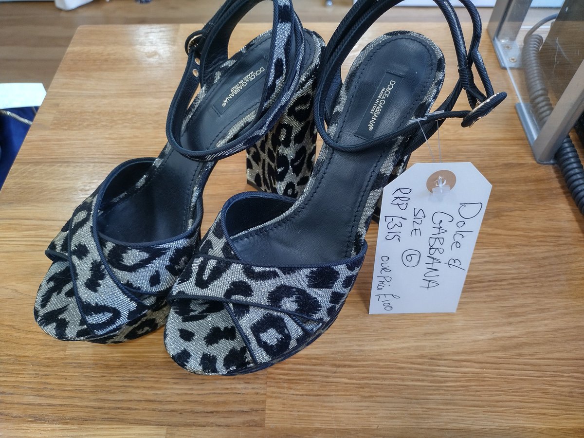 ByresCruk's tweet photo. Look what we've got! These snappy leopard print D&amp;G block heels are sure to make a statement in any spring wardrobe! #PreLoved #HighFashion https://t.co/UnDf6RdayD