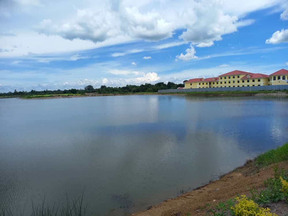 Renegade_uja's tweet photo. Seeing a man made  mini lake and luxury resort in the middle of Dowa has left me in awe!

Talk about proper utilisation of resources...🙌🏿🙌🏿 https://t.co/VUDRmvtz71