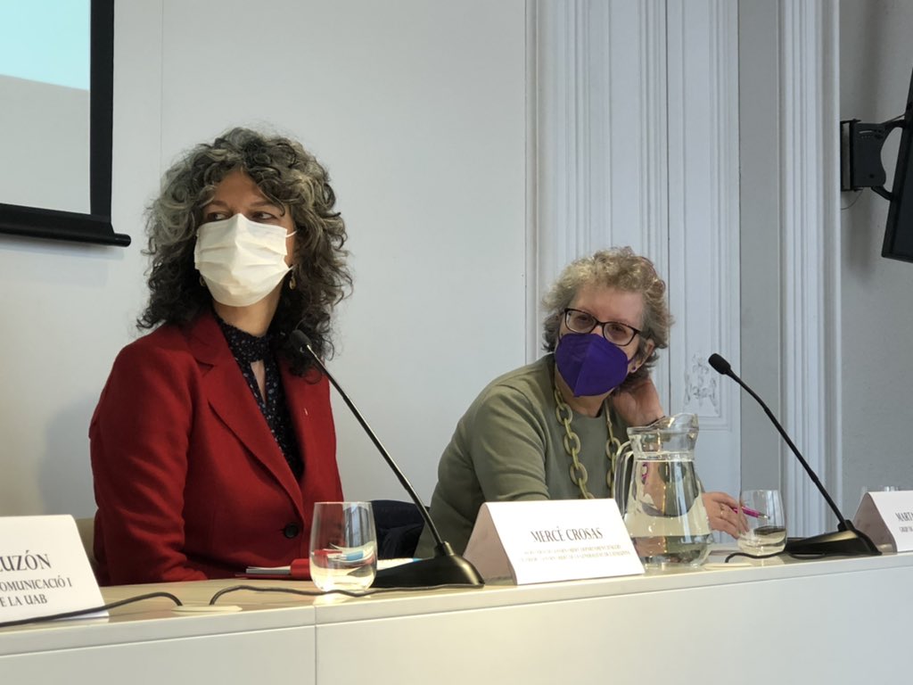 Presentació de la Guia per a l’eficàcia comunicativa #Infoparticipa, amb Dr. Balsebre i Dra. Corcoy, del grup #Comset. Acompanyats per la vicerectora <a href="/UABBarcelona/">Universitat Autònoma de Barcelona</a> <a href="/VirginiaLuzon/">Virginia Luzón</a> i Mercè Crosas <a href="/govern/">Govern de Catalunya</a> i <a href="/periodistes_cat/">Col·legi de Periodistes de Catalunya</a>.