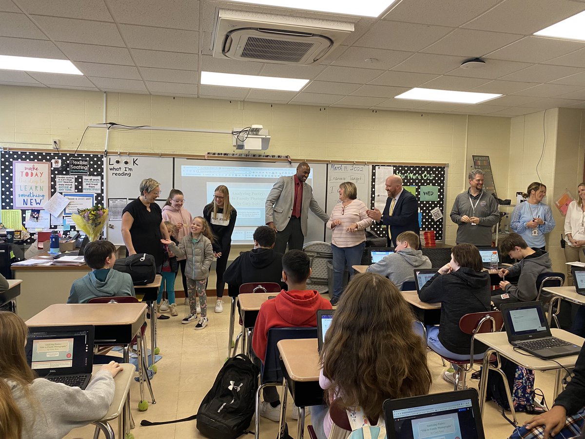 hmsleads's tweet photo. Congratulations Ms. Hallam!!!! Hardin Middle School’s District Teacher of the Year!!! https://t.co/wpmMxRNYK9