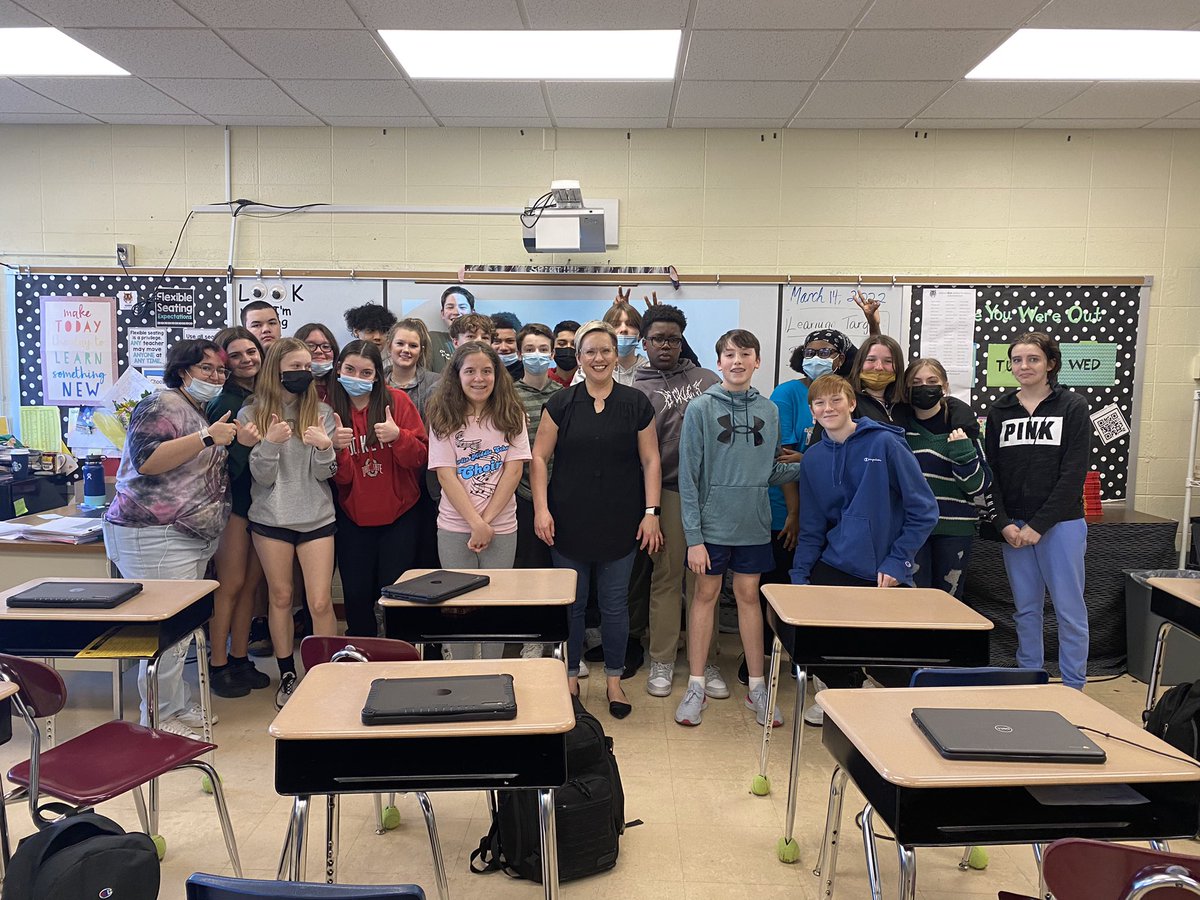 hmsleads's tweet photo. Congratulations Ms. Hallam!!!! Hardin Middle School’s District Teacher of the Year!!! https://t.co/wpmMxRNYK9