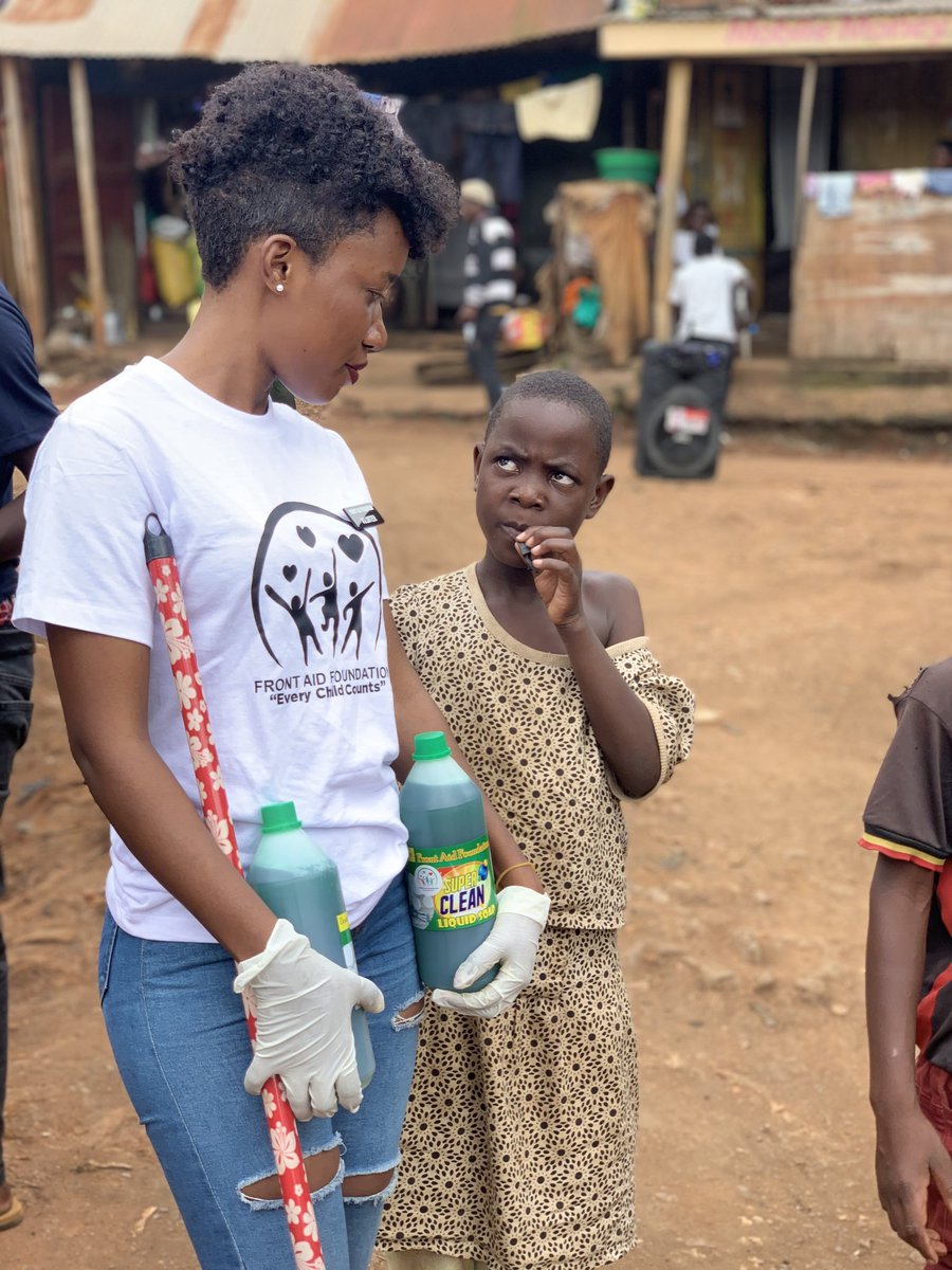 Front_Aid_'s tweet photo. A child being told to always keep her self and the surrounding environment clean by Mrs Twindad Usher Namagembe. https://t.co/rcOxR3TnRc