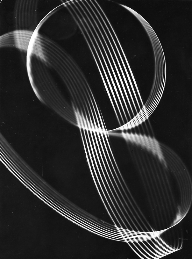 HerbertWFranke's tweet image. You want to see more analog work? Here it is - Bandformen, a series from 1953-55, experiments with stetic principle in art. Synthetic stripes with parallel lines. More of this series will be shown in the exhibition Linz, soon.