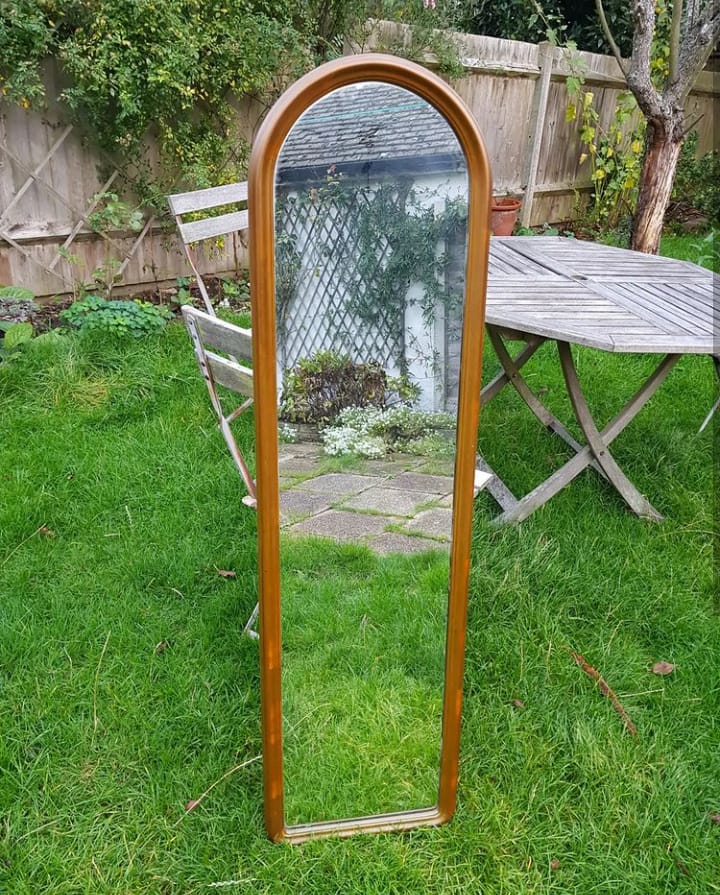 EmmausSLC's tweet photo. Casa De Modelei bought this lovely arch mirror from Emmaus SLC and spray painted it rose gold 😍 We are completely in love with it!💚
What's your latest #EmmausFind? Tag @EmmausSLC and let us know!
📸: https://t.co/ADVsOtKoz3
#upcycling #diy #workingtogethertoendhomelessness https://t.co/gnLVuUfRtr