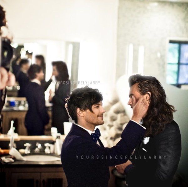 📸|Harry and Louis in 2015!