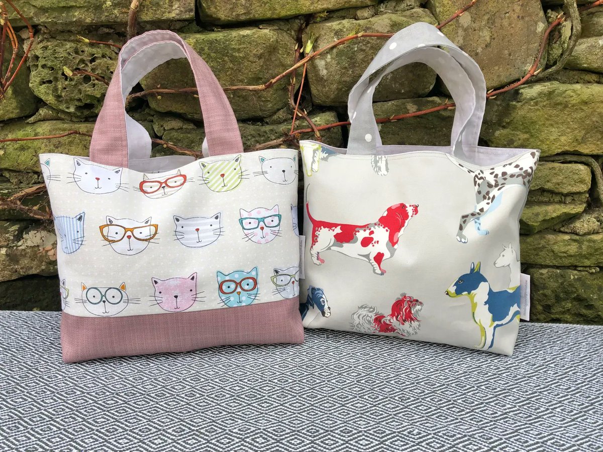 sewinskipton's tweet photo. Are you more dogs or cats??!😄#MHHSBD #CatsOfTwitter #dogsoftwitter #EarlyBiz 

https://t.co/2gm4ZOj8eH https://t.co/ua8rGuJMJn