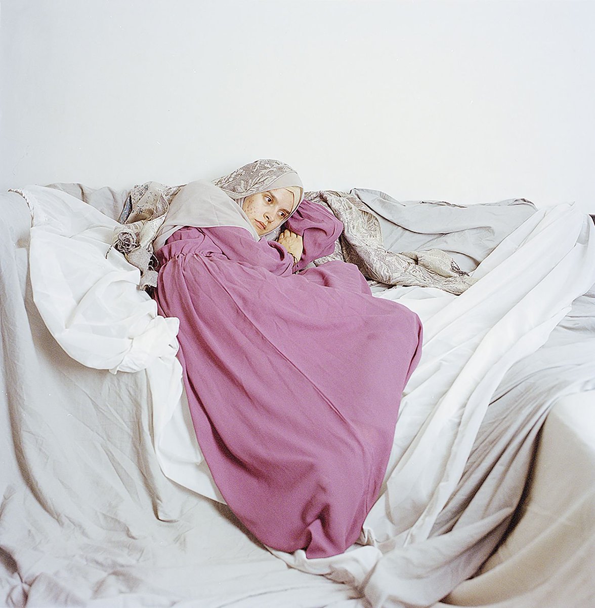 mixdevil66's tweet photo. Seven of the best #emerging #photographers to follow in 2022: Elliott Verdier, Karah Mew aka The Glass Narrator, Angus Scott aka Gussi, Jennifer McCord, Nico Froehlich, Jodie Bateman, and Anna Neubauer.  https://t.co/WI5b1Pv5pd #photography https://t.co/2zGaIRxOOD