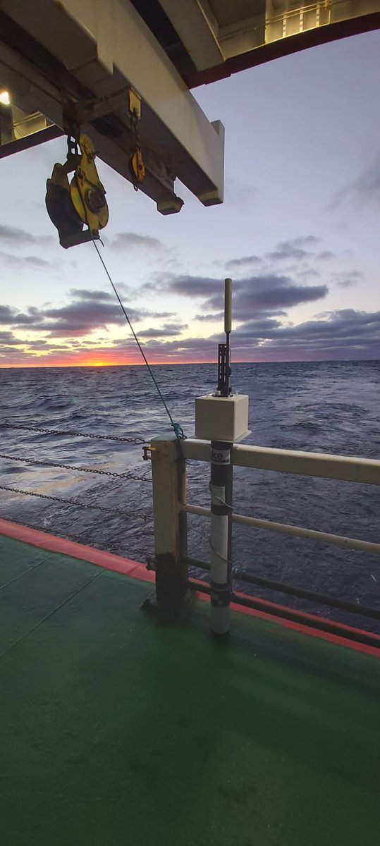 OGS_MAOS's tweet photo. Two Arvor-I (ice detection) were deployed in the Southern Ocean in the framework of COLLAPS_22 project. Thanks to the colleagues on board the R/V icebreaker Laura Bassi! https://t.co/33h11Fbnsb