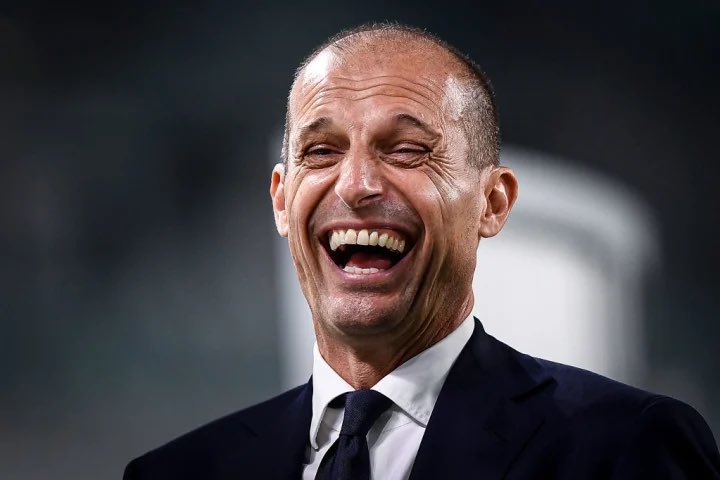 È già sui giornali l’audio Var di Torino-Inter mentre quelli dello Scudetto meritato dal Napoli è introvabile, sparito.

E quello di Calvarese? Che si sono detti al Var quando alla Juve hanno dato rigore con Cuadrado che scalciavq Perisic?

NON LO SAPREMO MAI, CHISSÀ PERCHÉ…