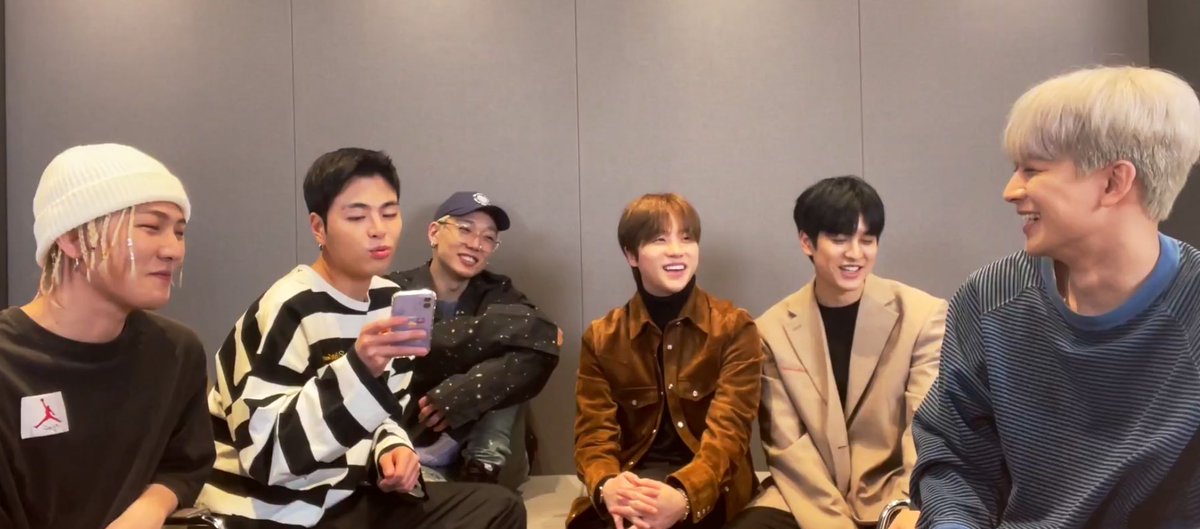 ACTJISUS's tweet photo. iKON looks so happy &amp; care free here 🥺 https://t.co/oEGV5mV9Jr