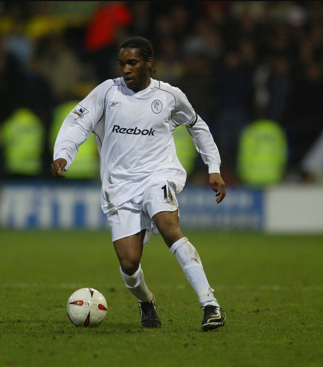 FootballRetroCo's tweet photo. So good they named him twice ⚪⚪
.
.
.
.
.
.
.
#FootballRetro #football #retro #retrofootball #futbol #soccer #calcio #oldschoolfootball #onthisday #fifa #worldcup #podcast #footballpodcast #soccerpodcast #soccertalk #footballtalk #bolton #jayjayokocha #okocha #premierleague https://t.co/jABvrhMUUs