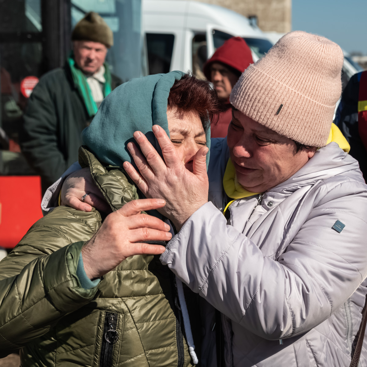 caritas_milano's tweet photo. #UkraineRussiaConflict 
2.824.784 persone hanno lasciato il Paese
1.850.000 sfollati interni
12.650.000 persone vivono nelle aree di conflitto e hanno bisogno di assistenza umanitaria urgente

Quanto devono crescere questi numeri prima che si fermi la #guerra? https://t.co/H60lb83xN9