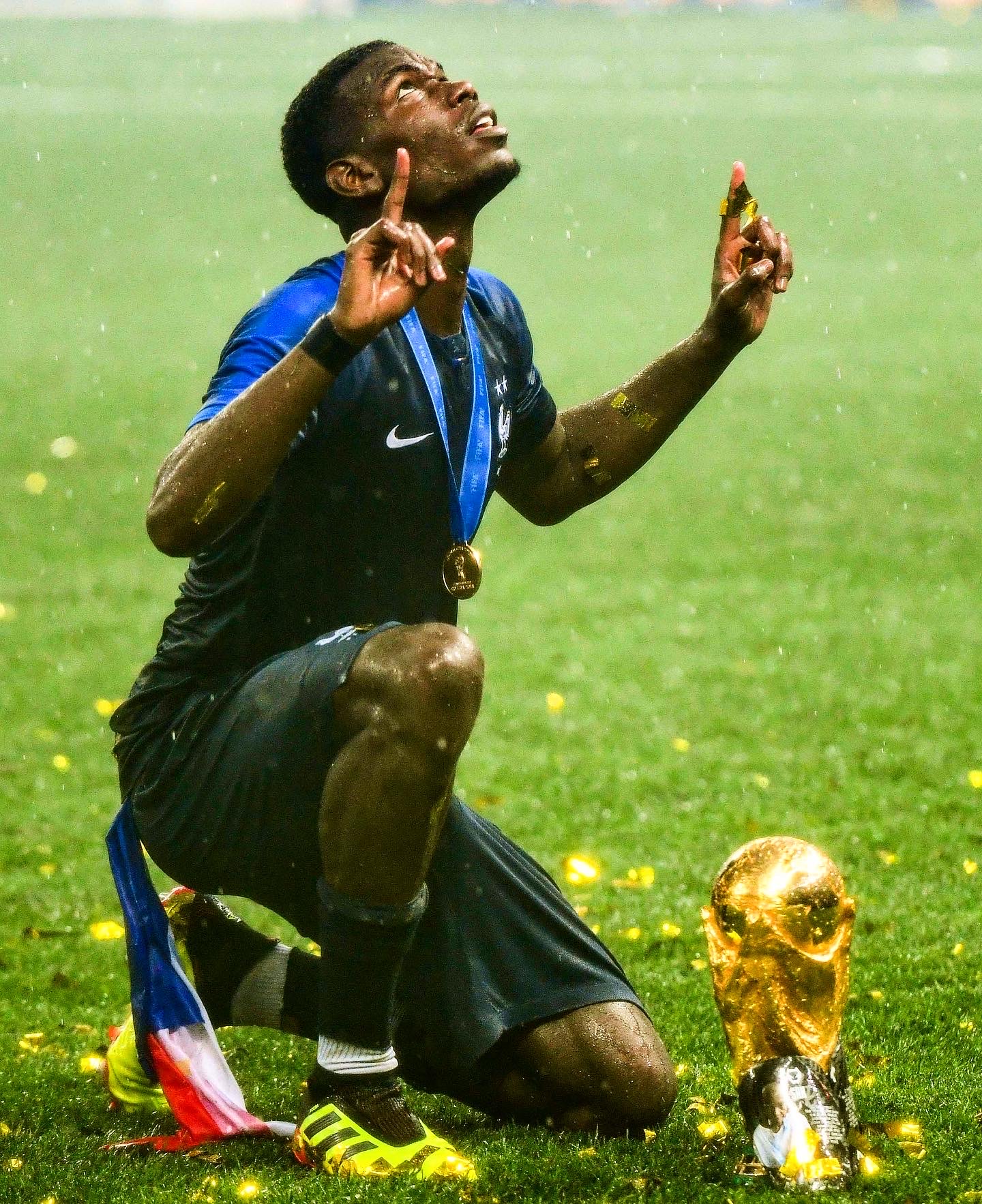 Happy birthday to Paul Pogba. One of the best midfielders of our generation  