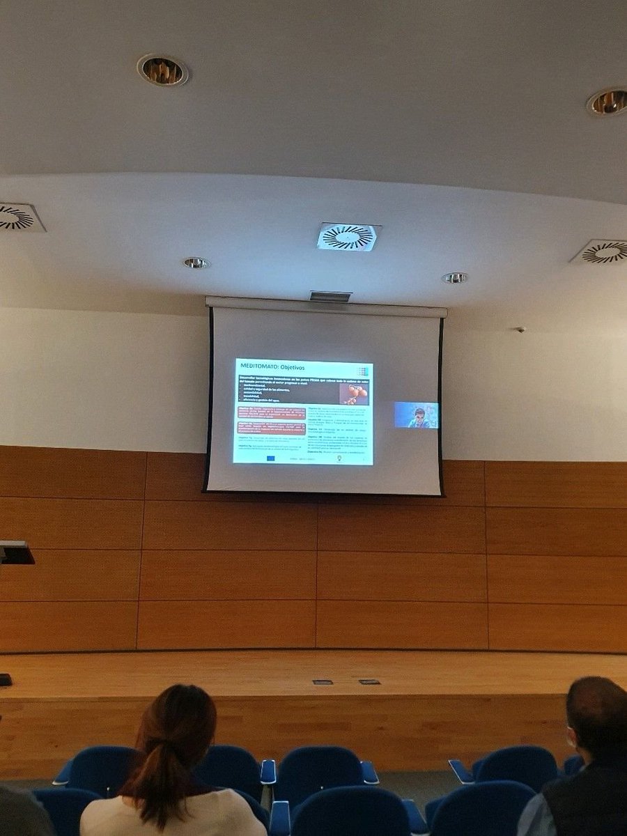 meditomato's tweet photo. #MEDITOMATO workshop live now in Madrid! https://t.co/HTYuKvcsBy