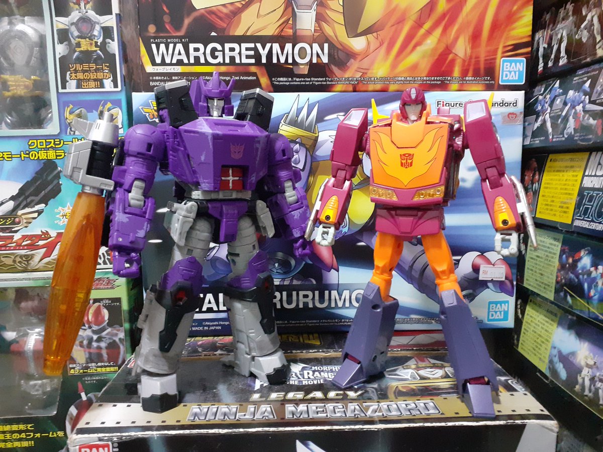 AdamBlackRX5's tweet photo. Galvatron Vs Hot Rodimus! (it's the end Road Galvatron!) #TFTOYの面白さを伝え隊 #Transformers2010 #TransformersTheMovie https://t.co/Ij2Nf9tqX4