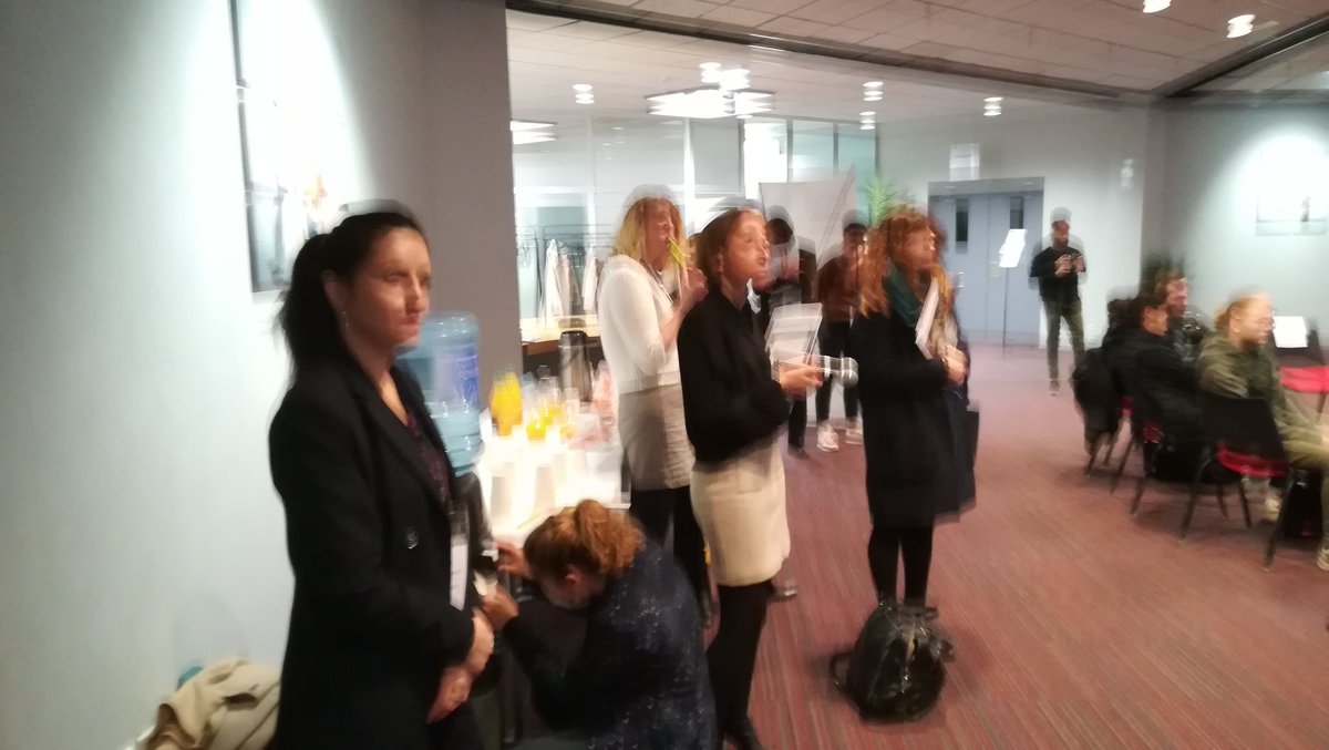 ccivendee's tweet photo. Ouverture par @MelanieGrellie, élue @ccivendee, de la matinale annuelle "Entreprendre au féminin". 113 jeunes vont échanger avec des femmes cheffes d'entreprise. @100000e  @FCEFrance #mixité #CCI https://t.co/A4JPDGmeSd
