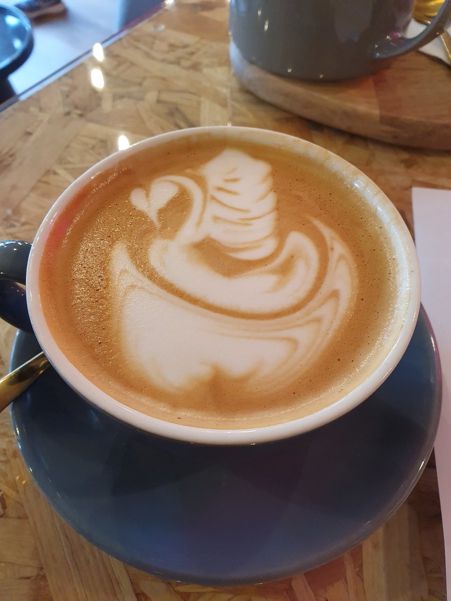 HindLucy's tweet photo. Always a pleasure @brewbarhgt especially when the coffee is a piece of art!

#coffeeart #coffeeshop #stopoff https://t.co/T4USwXo172