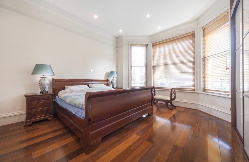 HeathgateUK's tweet photo. LANGLAND GARDENS, HAMPSTEAD NW3 - TO LET

Key Features
- Bedrooms: 3
- Bathrooms: 2
- Reception Rooms: 2
- Extended Dining Area
- Rear Garden
- Size: 1272 sq ft

For more info either call ☎️ 020 7435 3344 or click ➡️ https://t.co/ZHV3ibMgPS

#threebedroomapartment #nw3 #hampstead https://t.co/5EuLe3Jfi9