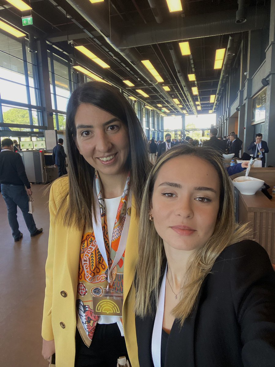 Değerli @tekdemir_ipek ile ADF 💛

#ADF2022 #MEET4DIPLOMACY #RecodingDiplomacy