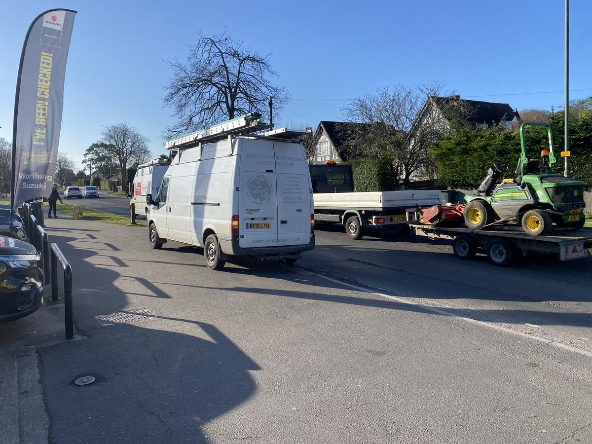 ancamotorgroup's tweet photo. How many times do I have to ask for the pavement bollards to be replaced (knocked down) outside Worthing Suzuki 150 Findon Rd? Told they haven’t got the budget! Dangerously parked on cycle lane just to go to the bakers.#accident @WSCCNews @sussex_police @ArunDistrict @WSHighways https://t.co/yDX1wTvc1r
