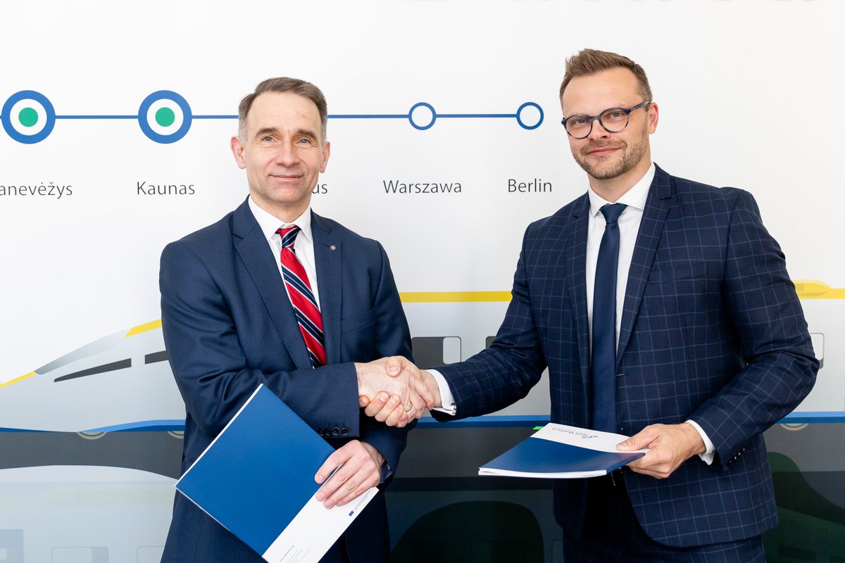 RailBaltica's tweet photo. Cooperation agreement signed between #RBRailAS and Lithuanian electricity transmission system operator #Litgrid. Read more: https://t.co/YRUA07aKEw https://t.co/u319SFSn4K