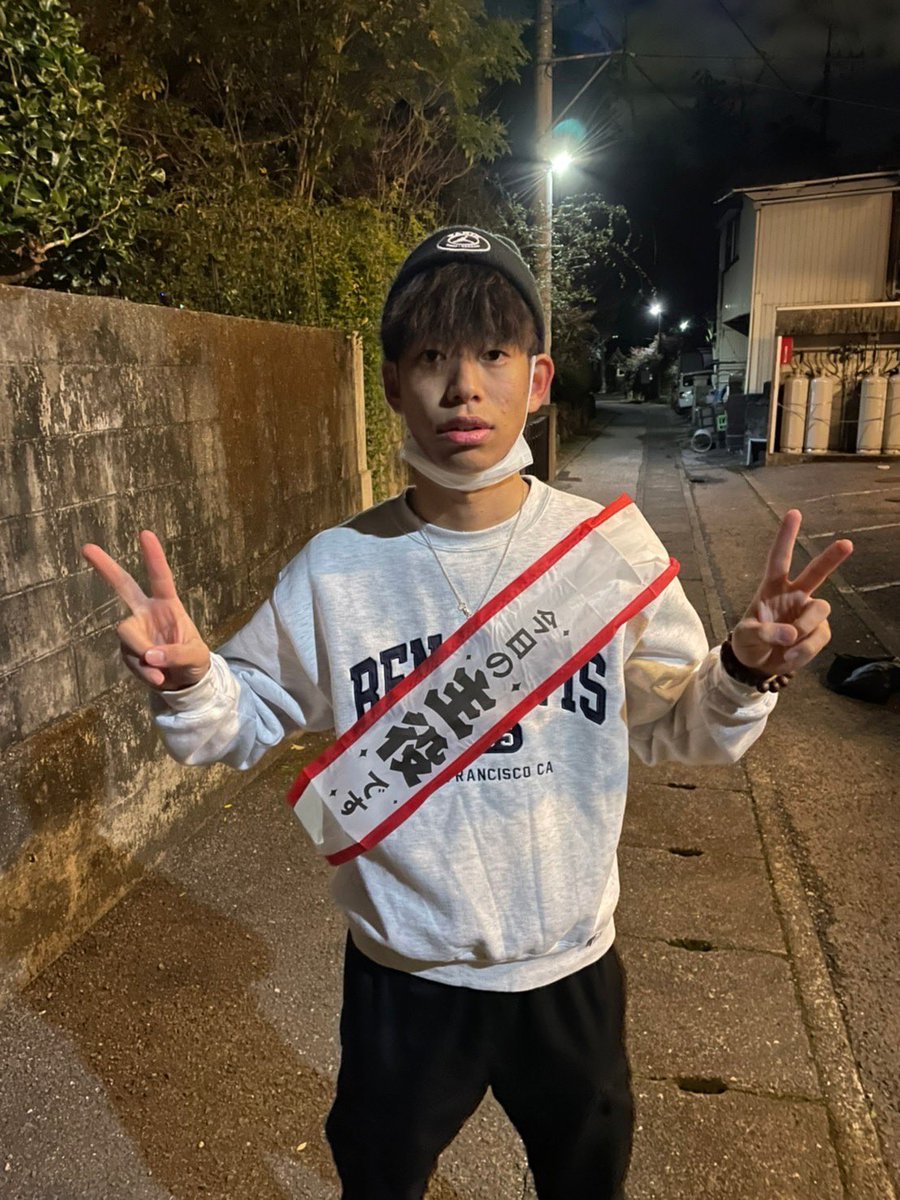 ku_marinecorpsV's tweet photo. 選手紹介②
田口大庸　#88  RB LB

理工学部数学物理学科

新2回生

🏈意気込み
死ぬ気で闘います🔥

🌞新入生へ
浪人生こそアメフト部に来たれ！

#春から高知大
#春から高知大学 https://t.co/FfS65tQs4x