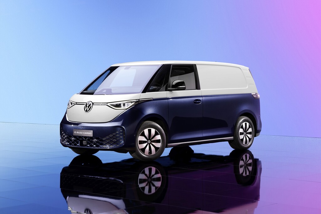 auto_de's tweet photo. Es sind endlich einmal uneingeschränkt gute Nachrichten, die mit dem neuen ID Buzz von Volkswagen kommen. Denn die vollelektrische Neuauflage des klassischen VW-Bus bietet jedem etwas! #idbuzz #elektroauto #volkswagen

https://t.co/2dQSaQe5cO https://t.co/juOx2ufdXr