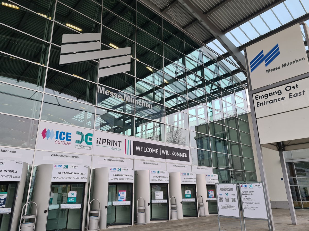 CCE_Intl's tweet photo. The countdown is over ⌛ now that the entrance to #CCEInternational is open, we can get down to business in person again 🎉

We wish our exhibitors and visitors a thriving reunion with the industry and a happy event 🤩

What is your plan for today? ➡️ https://t.co/ToLDSi7M7p https://t.co/hM5q33NcBK