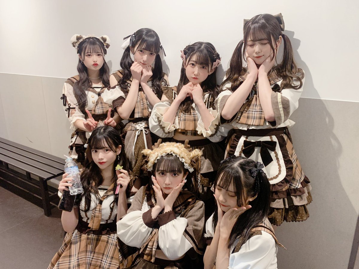 HEROINES_FES's tweet photo. 🍫HEROINES WHITEDAY🍫

続いてはiLiFE!🐰

『100万倍返しだ⚡️』

#ホワイトデー2022 #あいらいふ https://t.co/NS0Oryydx8