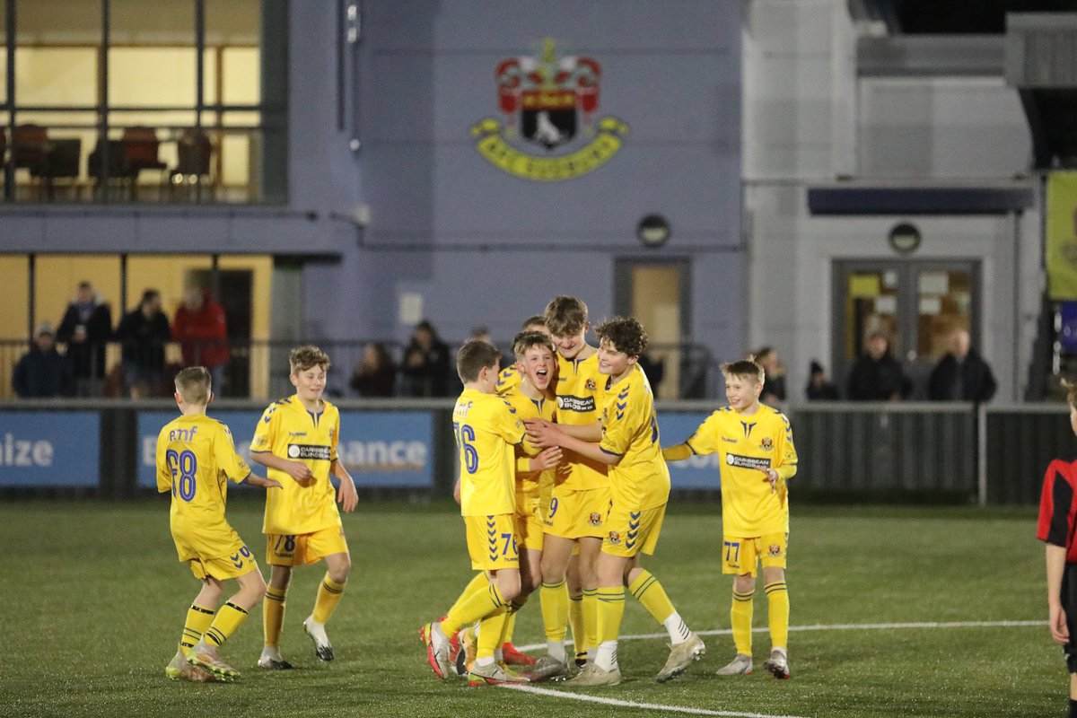 AFCSudbury's tweet photo. Congratulations to our U13 EJA Blue team who have won the U13 EJA Black League 21-22 Title.

Quite an achievement as for a lot of these players it was their first season playing together.

Congratulations boys, you have done the club proud 👏  💛💙💛 https://t.co/MiulxfGLe3