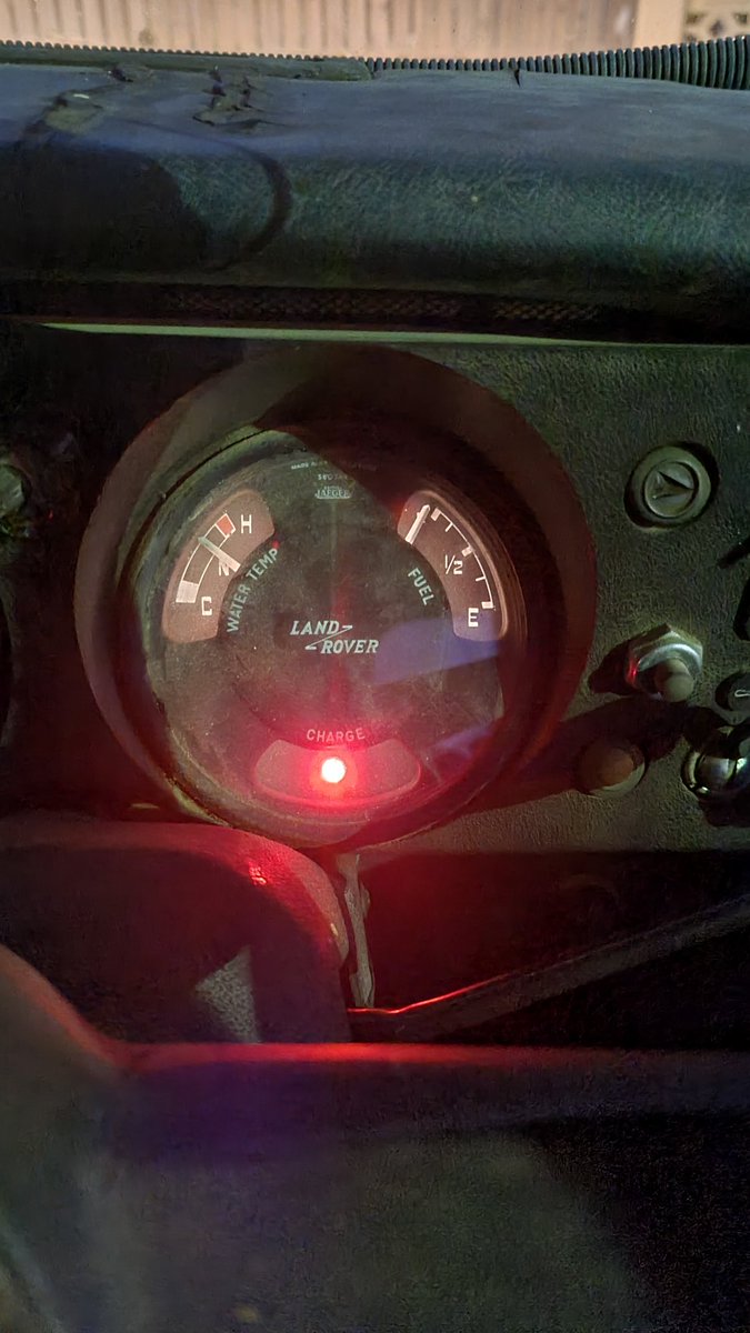 madvoice's tweet photo. How to double the street value of a 1976 diesel Series III Land Rover 
#FuelPrice #diesel https://t.co/fplZNnZ4yf