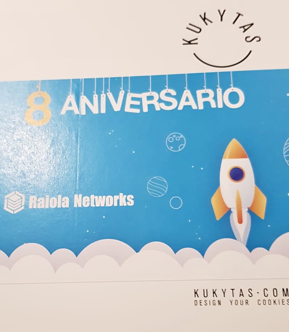 robertofraga_'s tweet photo. Que buena gente sois @RaiolaNetworks @Anpekora @soyMGomez #alvarofontela 
A por 8 años más ♥️ https://t.co/FTUjysc4a7