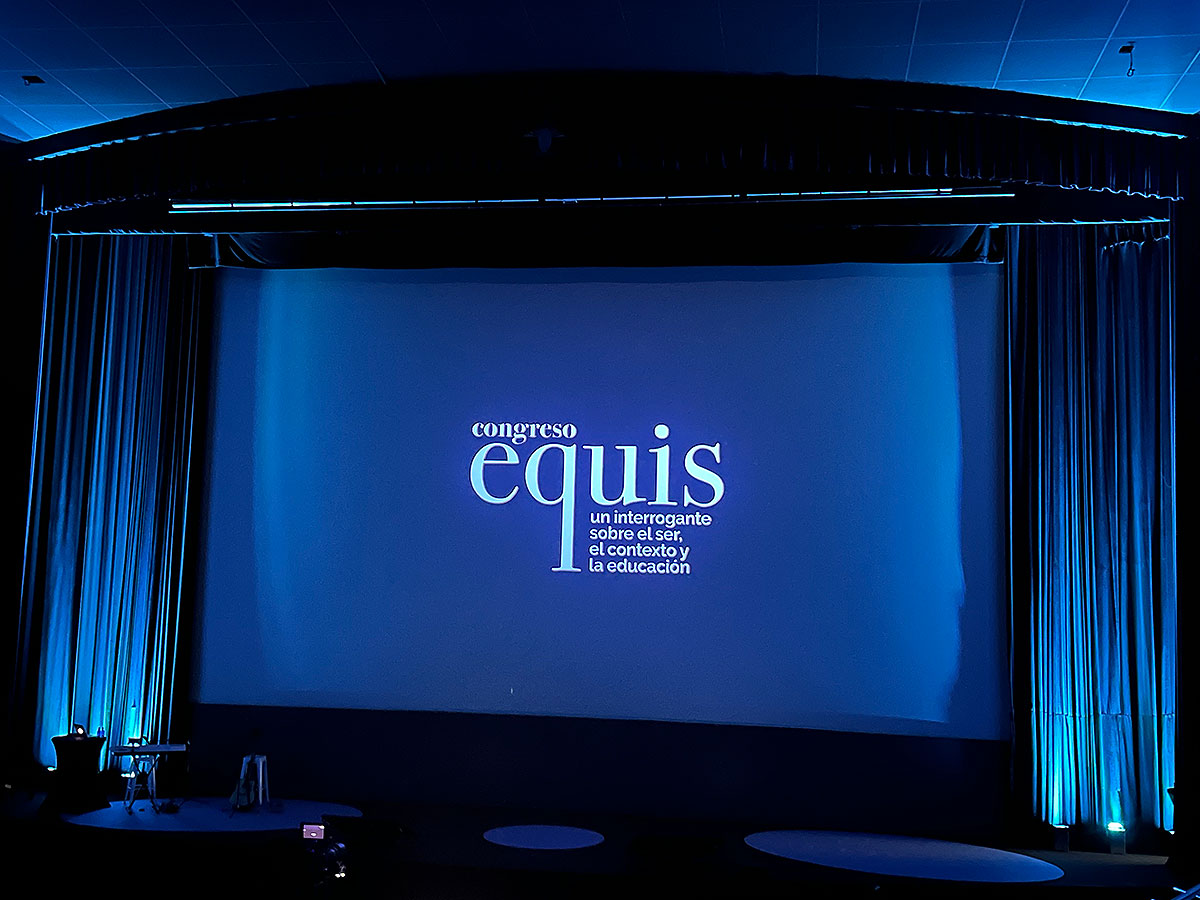 lasallearlep's tweet photo. El @TeatroGoya acoge el #CongresoEquisLaSalle 'Un interrogante sobre el ser, el contexto y la educación'.
@lasallearlep presenta a toda la sociedad su nueva propuesta educativa, #NCA. Pensadores y divulgadores de todos los ámbitos comparten una jornada centrada en la educación. https://t.co/gdIDnLOWSS