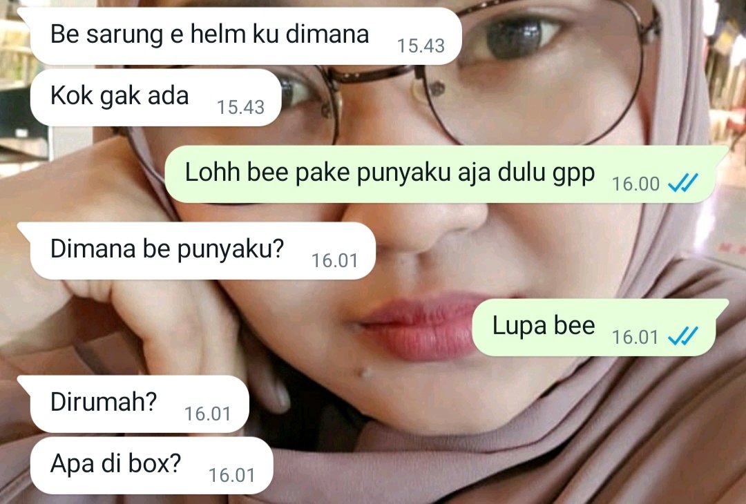 adetyadewa's tweet photo. Gini ini lek punya bojo helmet lovers 🤭 https://t.co/85sNxuMOup