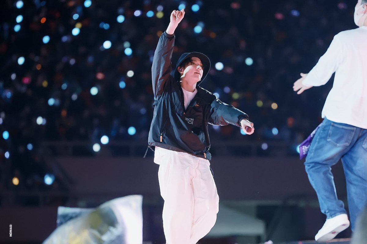 nomad_jk0901's tweet photo. 220313  HD-

#JUNGKOOK  #정국
#BTS #방탄소년단 #JK https://t.co/e5qJibULgy