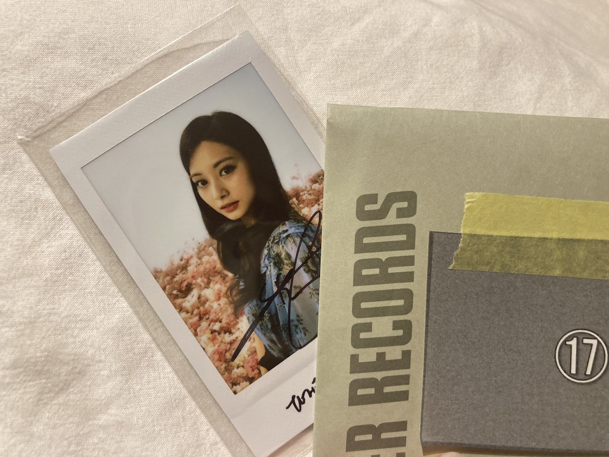 返品?交換対象商品】 TWICE www.peridotgroup.com.my ナヨン 韓国