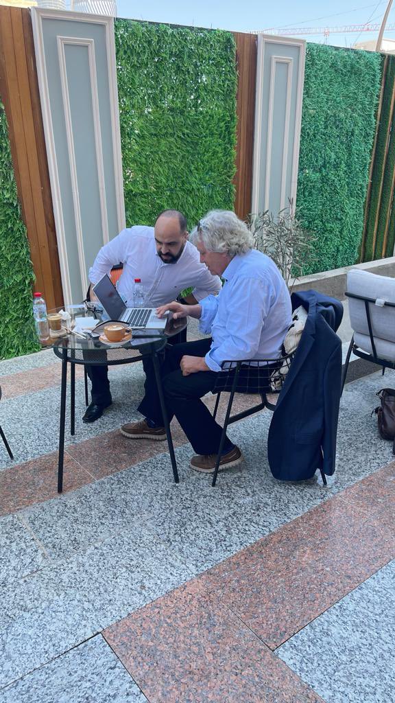 InfoBMD's tweet photo. Notre président @AbdelBelbsi et @RaymondSimonneau de @SenecaExpertConseil lors d’une séance de travail à Doha . Bon courage les gars . https://t.co/VFaRejwhtV