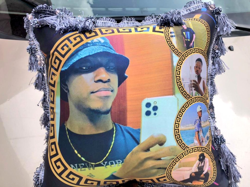 KayceyJean1's tweet photo. For your quality printings/ customized wears, pillows, banners, mugs, stickers e.t.c.
We also install plotters. 
Call or whatsapp
09030854089 or 08103652080
Always open for business 😊
We deliver nationwide 🚛 https://t.co/Fxnl6XNQQ3
