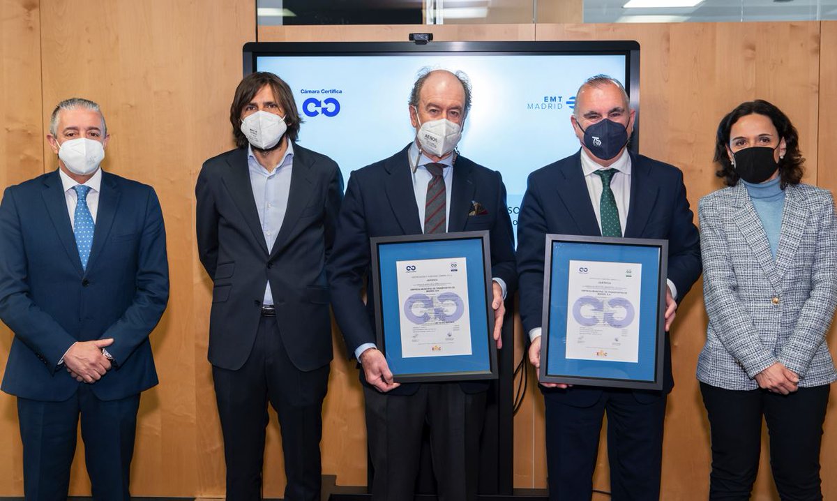 EMT obtiene la certificación integrada de ISO 9001 de calidad y la ISO 14001 de medio ambiente expedida por <a href="/CamaraCertifica/">Cámara Certifica</a>. Obtener esta certificación ha sido posible gracias al esfuerzo y la implicación de diferentes áreas de la organización.bit.ly/3IbDi11